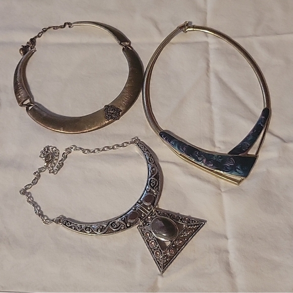 Vintage torque style necklaces - Picture 1 of 4